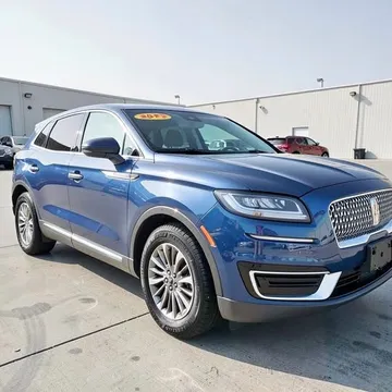 2019 Lincoln Nautilus Select