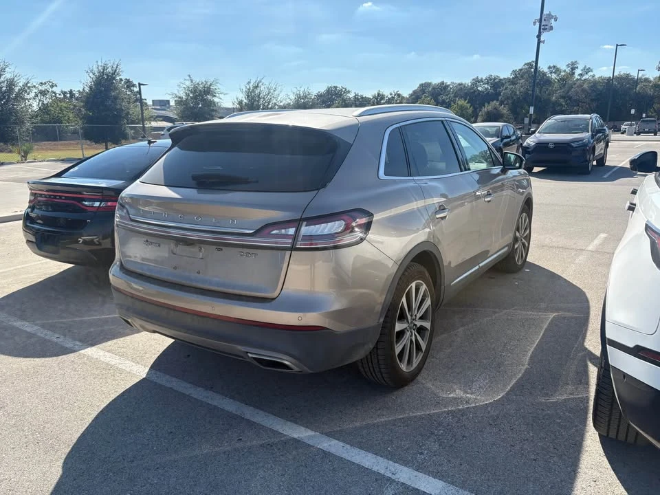 2019 Lincoln Nautilus - Image 4 of 15