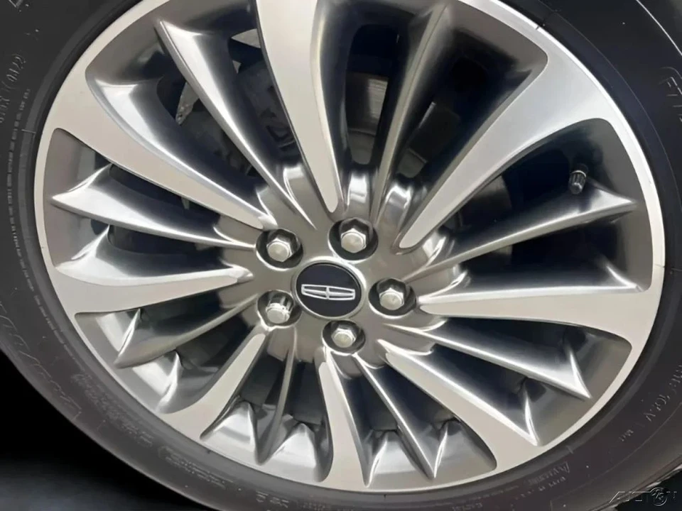 2019 Lincoln Nautilus - Image 12 of 12