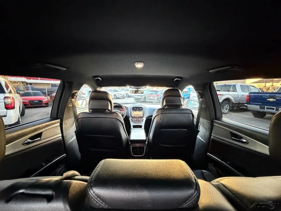 2019 Lincoln Nautilus - Image 17 of 21
