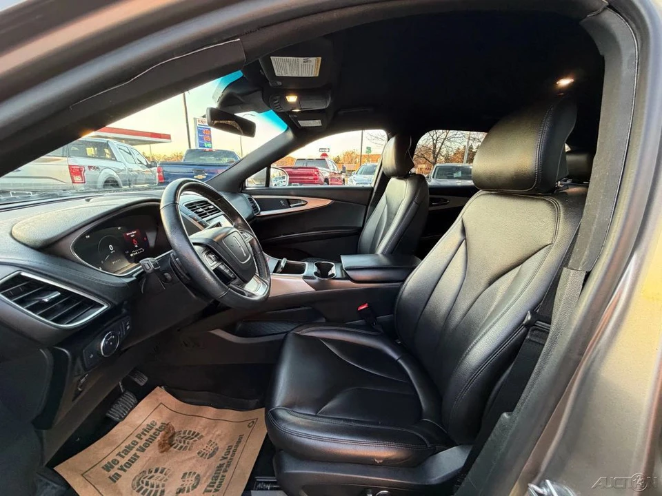 2019 Lincoln Nautilus - Image 18 of 21