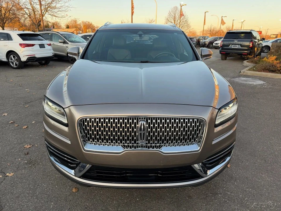 2019 Lincoln Nautilus - Image 8 of 12