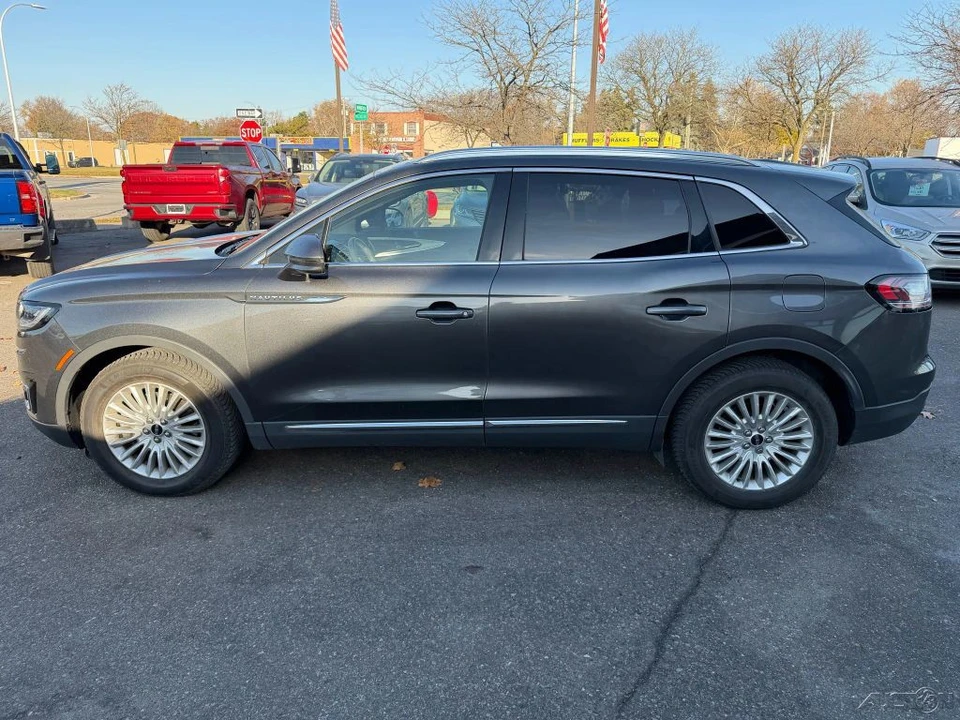 2019 Lincoln Nautilus - Image 2 of 12