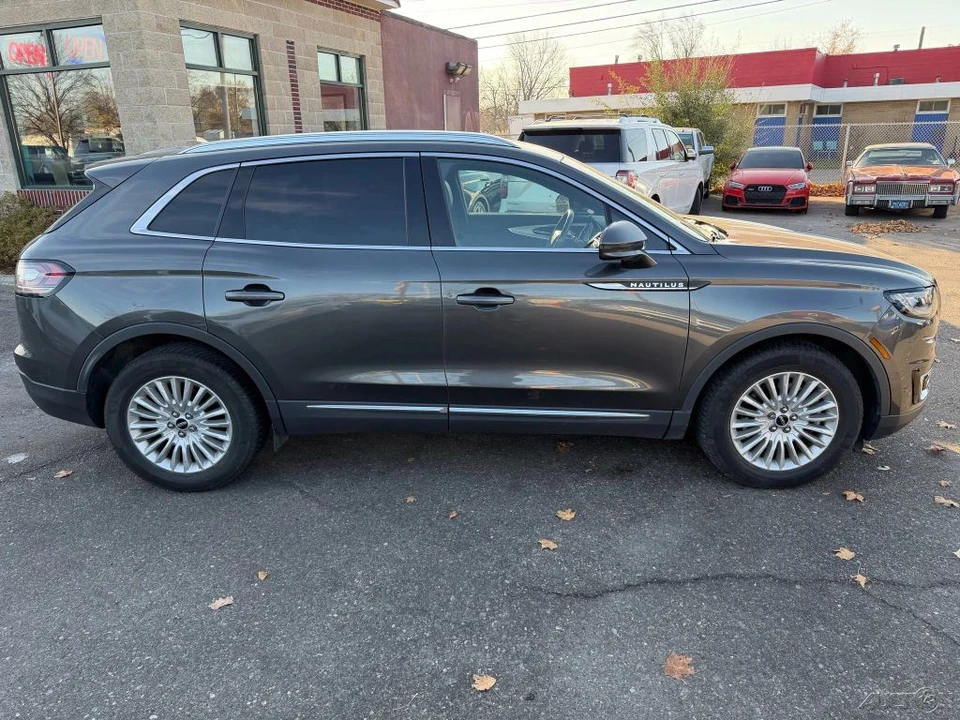 2019 Lincoln Nautilus - Image 6 of 12