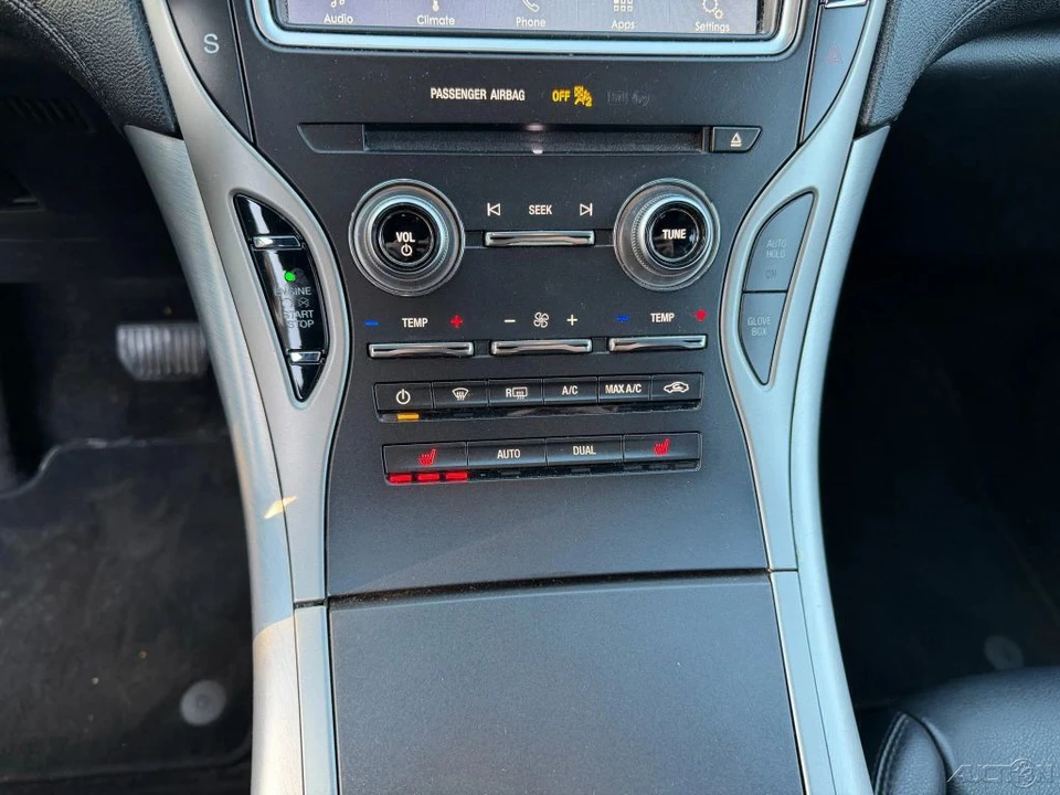 2019 Lincoln Nautilus - Image 19 of 21