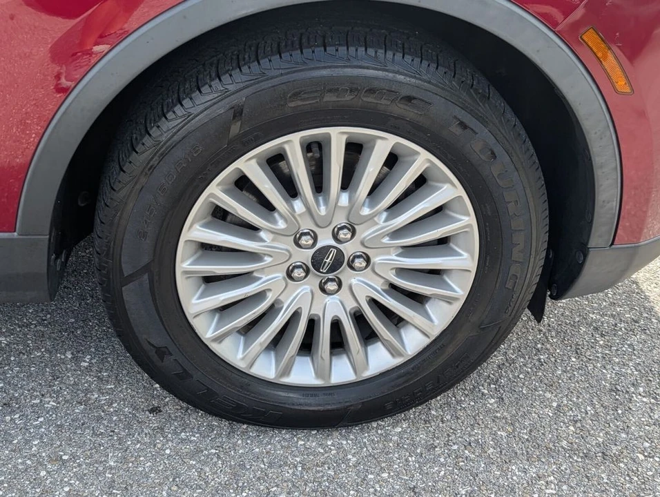 2019 Lincoln Nautilus - Image 18 of 21