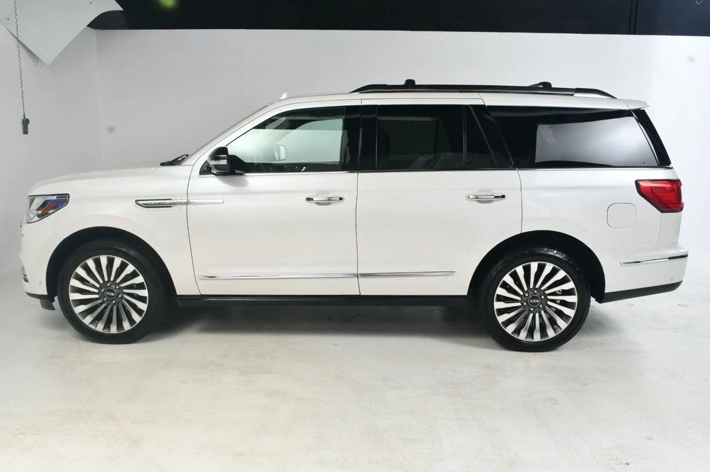 2019 Lincoln Navigator 4th Gen - Image 4 of 12