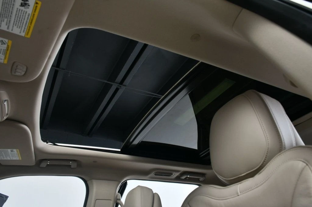 2019 Lincoln Navigator 4th Gen - Image 7 of 12