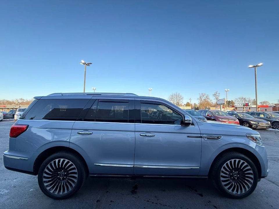 2019 Lincoln Navigator 4th Gen - Image 6 of 21