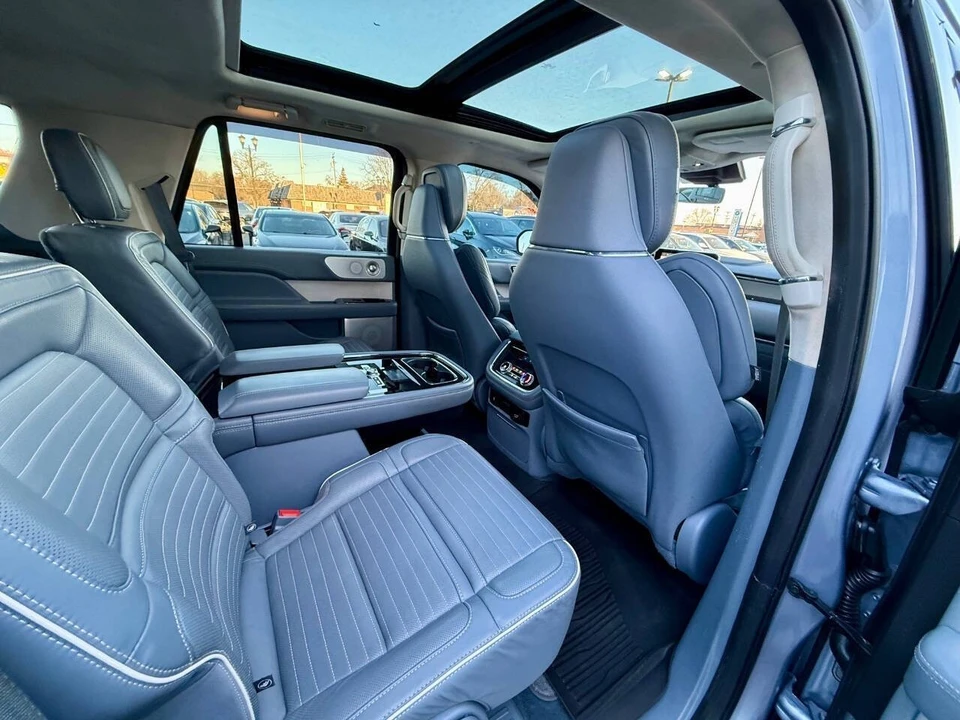 2019 Lincoln Navigator 4th Gen - Image 17 of 21