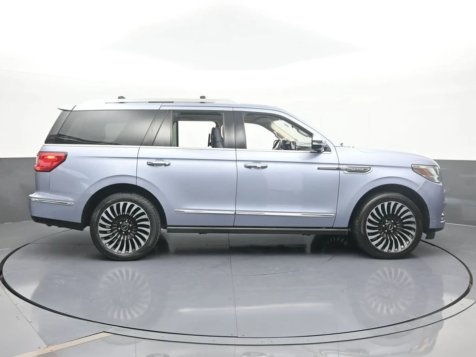 2019 Lincoln Navigator 4th Gen - Image 7 of 12