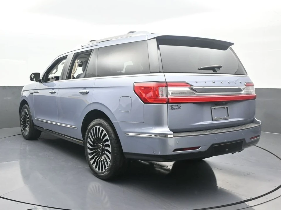 2019 Lincoln Navigator 4th Gen - Image 4 of 12