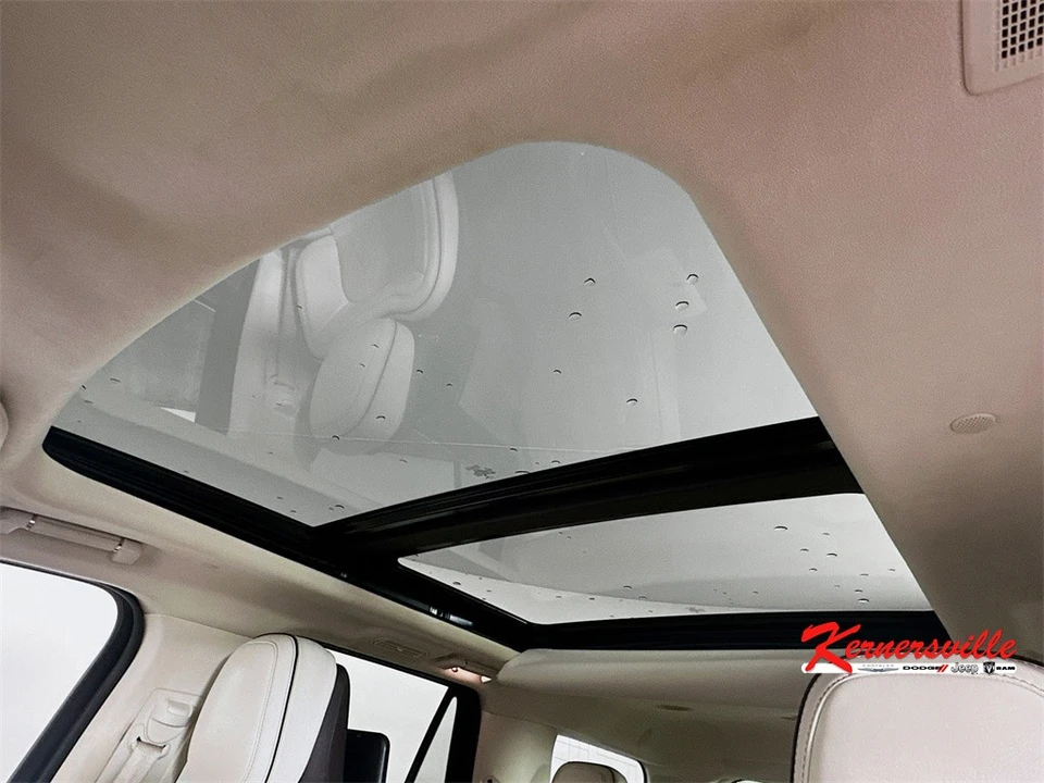 2019 Lincoln Navigator 4th Gen - Image 19 of 21