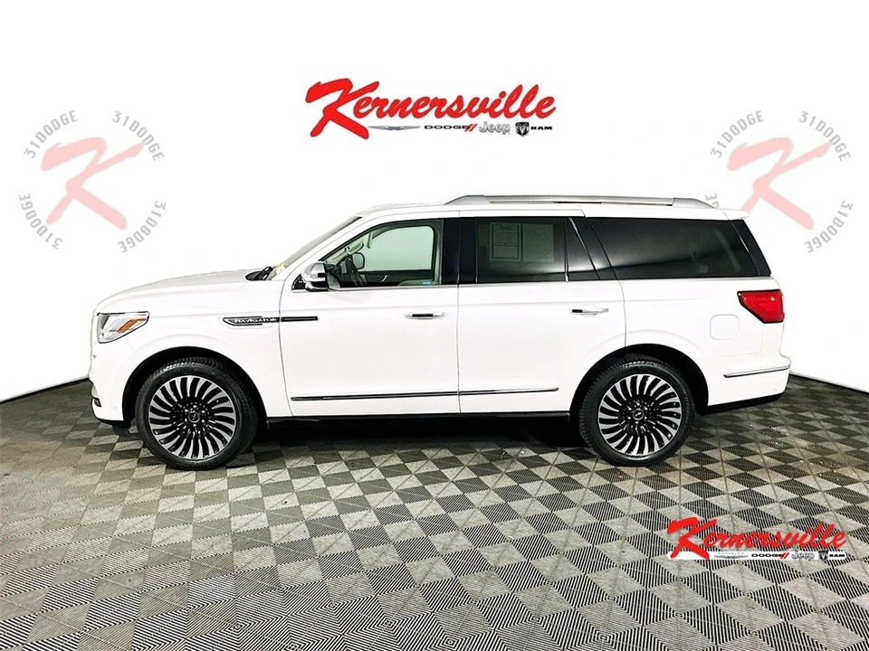 2019 Lincoln Navigator 4th Gen - Image 4 of 21