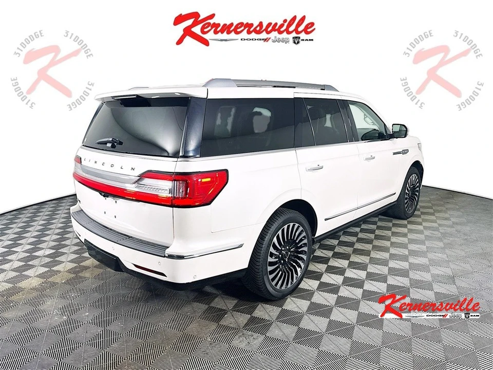2019 Lincoln Navigator 4th Gen - Image 7 of 21