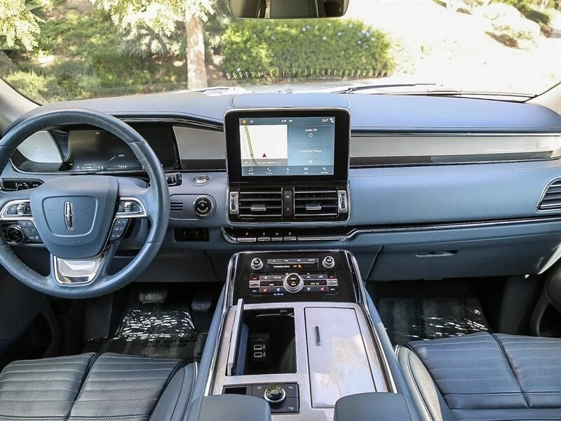 2019 Lincoln Navigator 4th Gen - Image 17 of 21