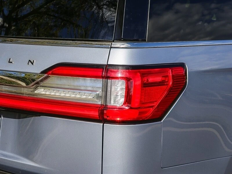 2019 Lincoln Navigator 4th Gen - Image 15 of 21