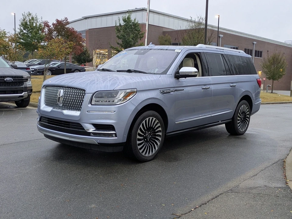 2019 Lincoln Navigator 4th Gen - Image 8 of 12