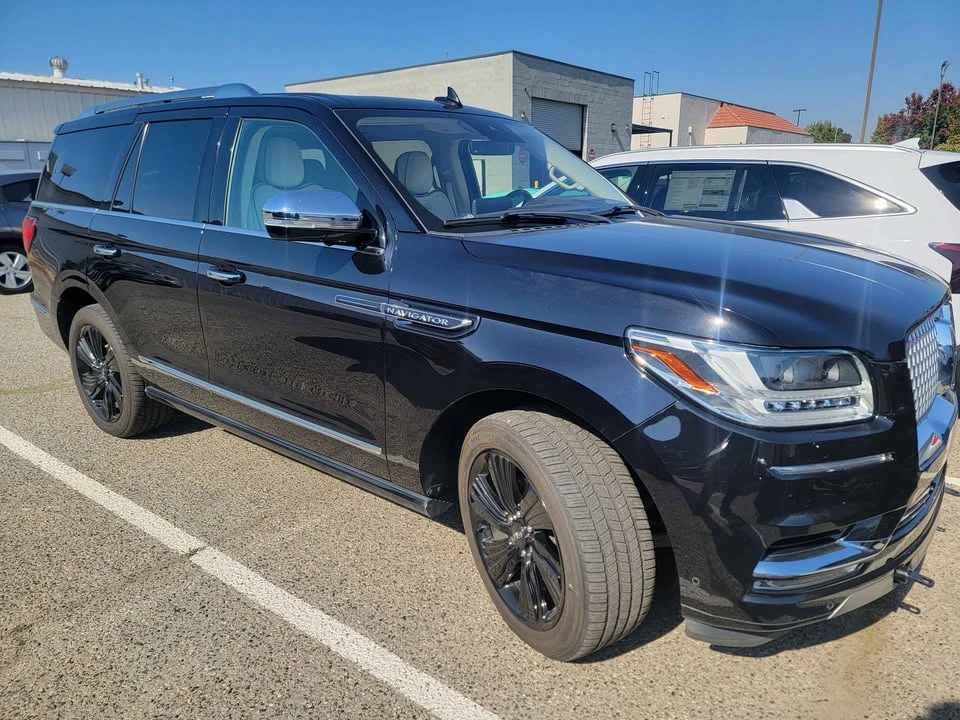 2019 Lincoln Navigator 4th Gen - Image 7 of 8