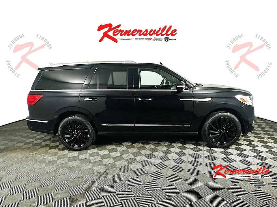 2019 Lincoln Navigator 4th Gen - Image 8 of 21