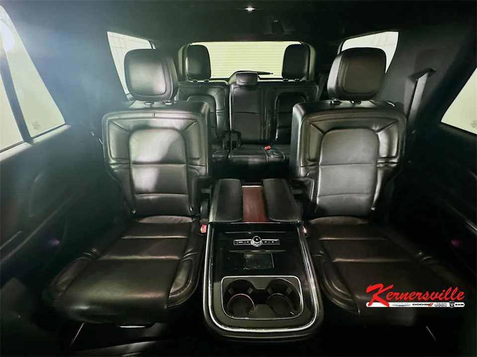 2019 Lincoln Navigator 4th Gen - Image 13 of 21