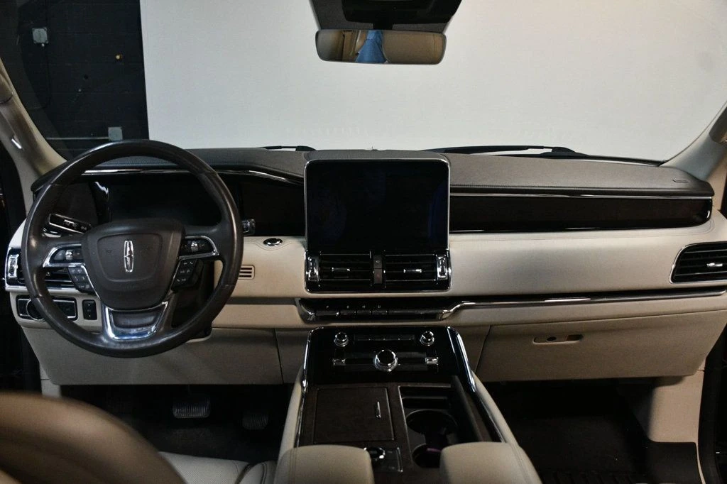2019 Lincoln Navigator 4th Gen - Image 5 of 12