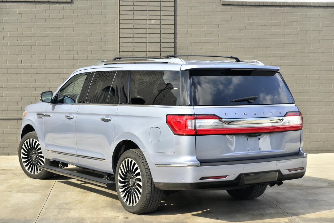 2019 Lincoln Navigator 4th Gen - Image 8 of 31