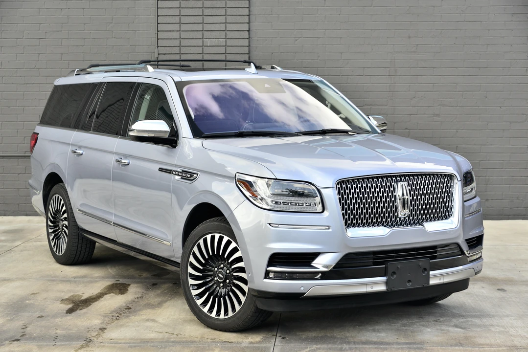 2019 Lincoln Navigator 4th Gen - Image 12 of 31