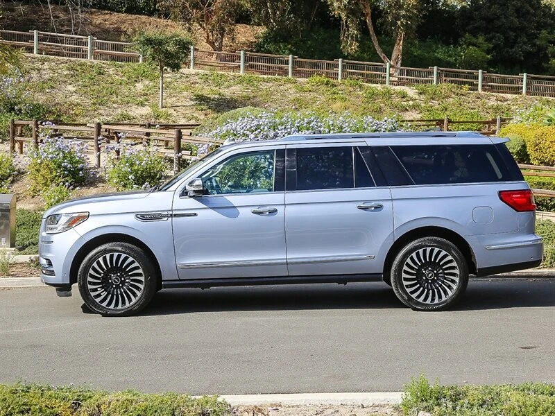 2019 Lincoln Navigator 4th Gen - Image 4 of 21