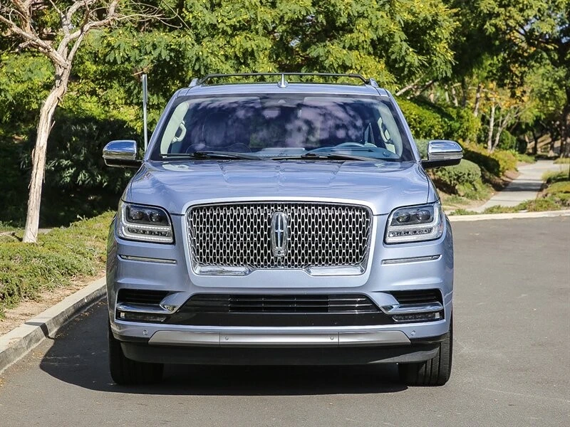 2019 Lincoln Navigator 4th Gen - Image 2 of 21