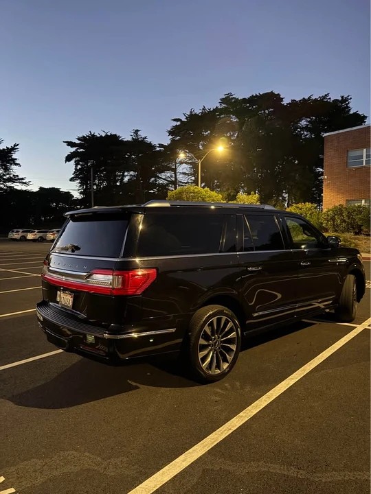 2019 Lincoln Navigator 4th Gen - Image 3 of 9