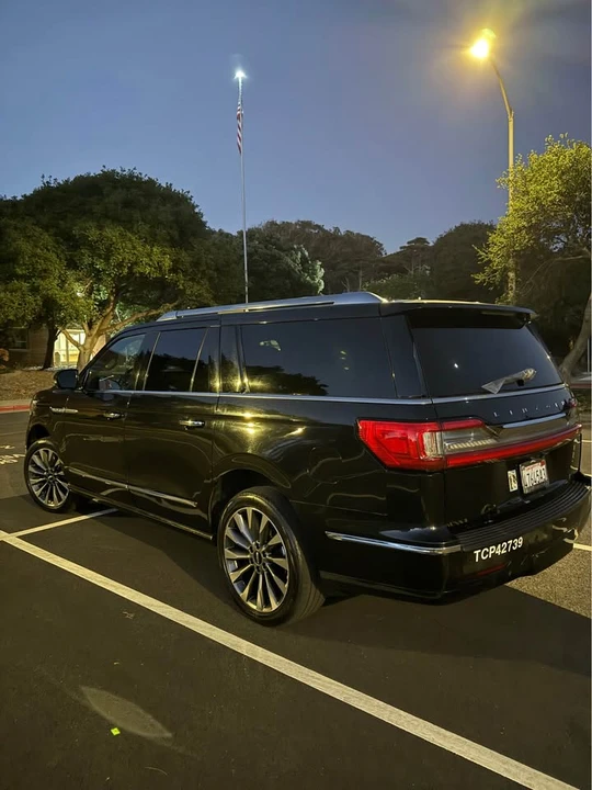 2019 Lincoln Navigator 4th Gen - Image 4 of 9