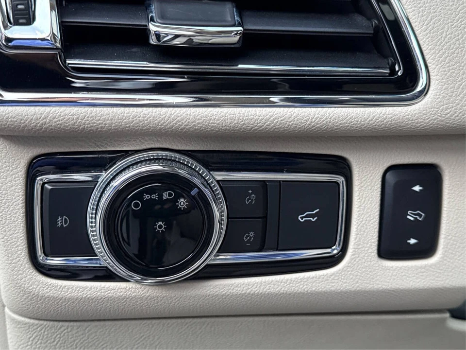 2019 Lincoln Navigator 4th Gen - Image 21 of 21