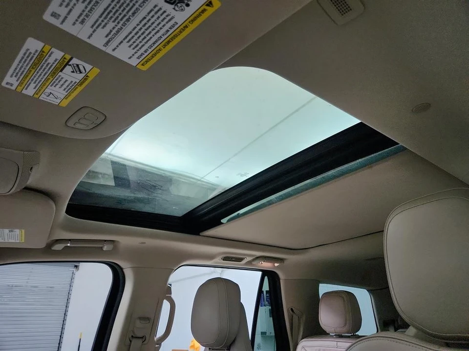 2019 Lincoln Navigator 4th Gen - Image 15 of 21