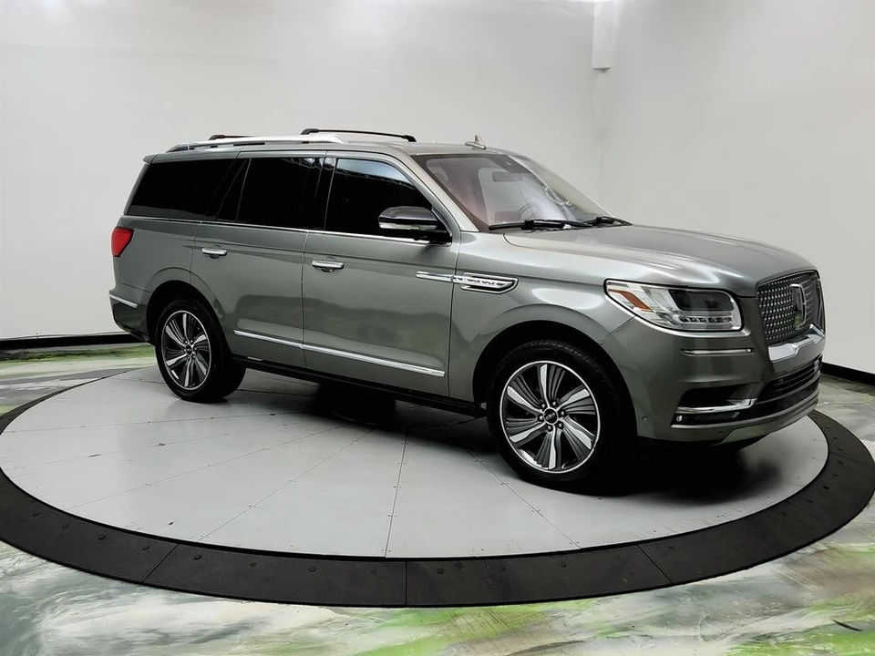 2019 Lincoln Navigator 4th Gen - Image 3 of 21