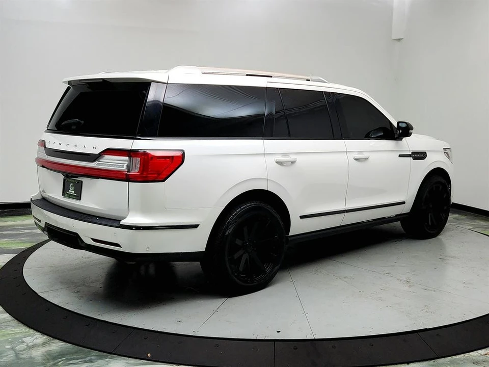 2019 Lincoln Navigator 4th Gen - Image 5 of 12
