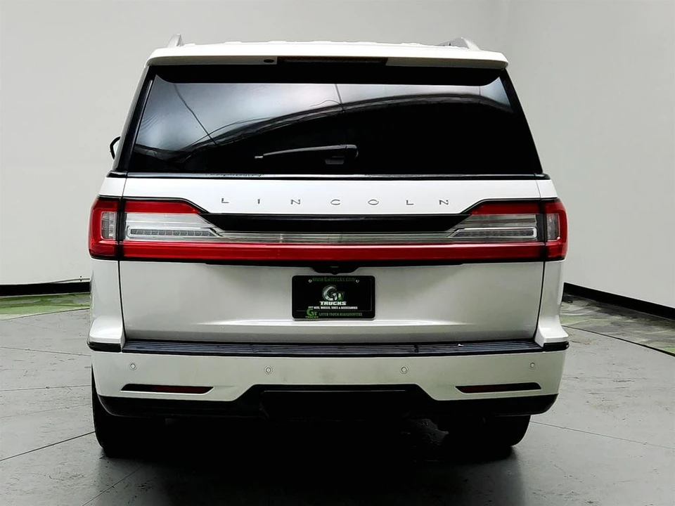 2019 Lincoln Navigator 4th Gen - Image 6 of 12