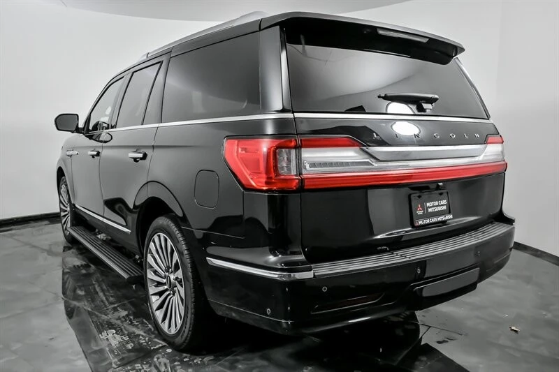 2019 Lincoln Navigator 4th Gen - Image 9 of 21