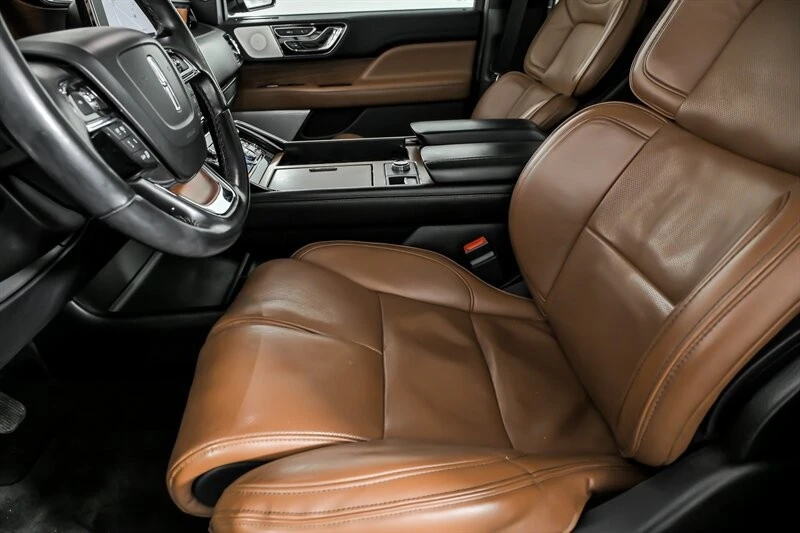 2019 Lincoln Navigator 4th Gen - Image 18 of 21