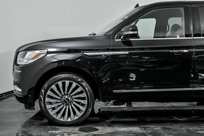 2019 Lincoln Navigator 4th Gen - Image 6 of 21