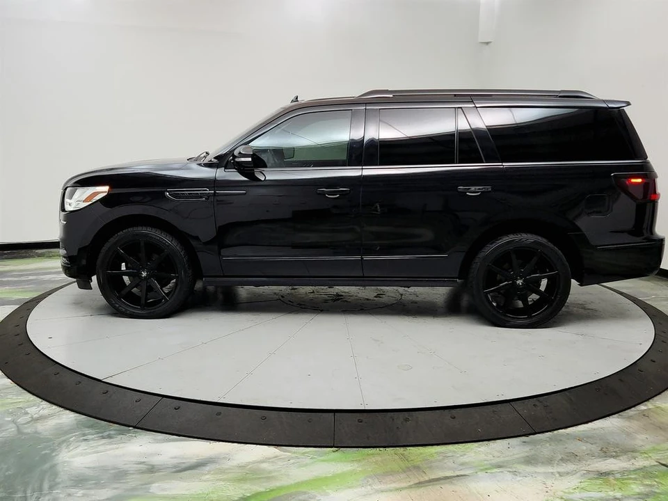 2019 Lincoln Navigator 4th Gen - Image 8 of 12