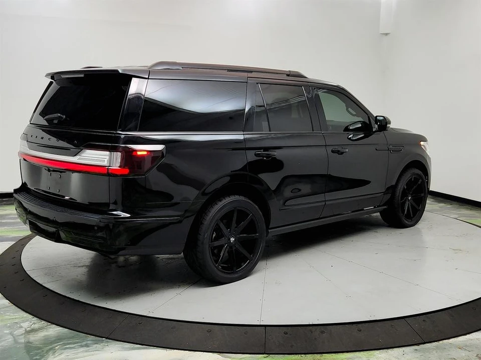 2019 Lincoln Navigator 4th Gen - Image 5 of 12