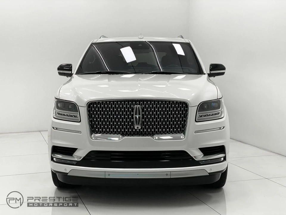 2019 Lincoln Navigator 4th Gen - Image 2 of 21