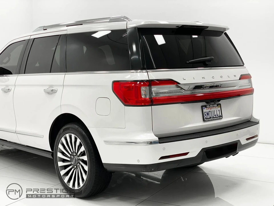 2019 Lincoln Navigator 4th Gen - Image 10 of 12