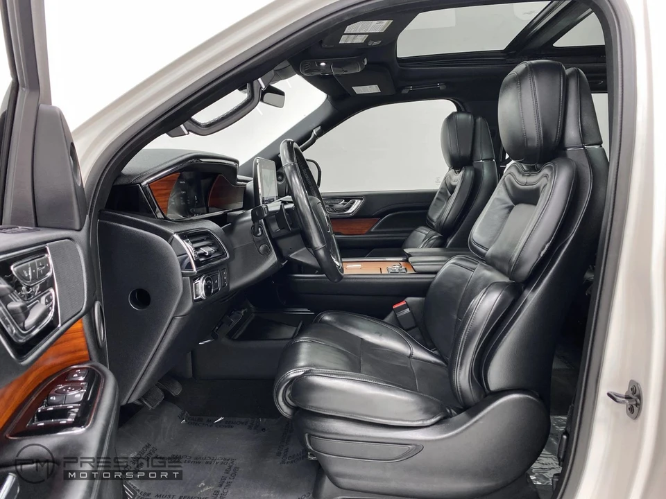 2019 Lincoln Navigator 4th Gen - Image 17 of 21
