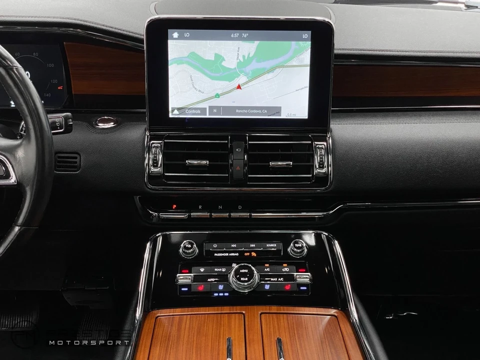2019 Lincoln Navigator 4th Gen - Image 20 of 21