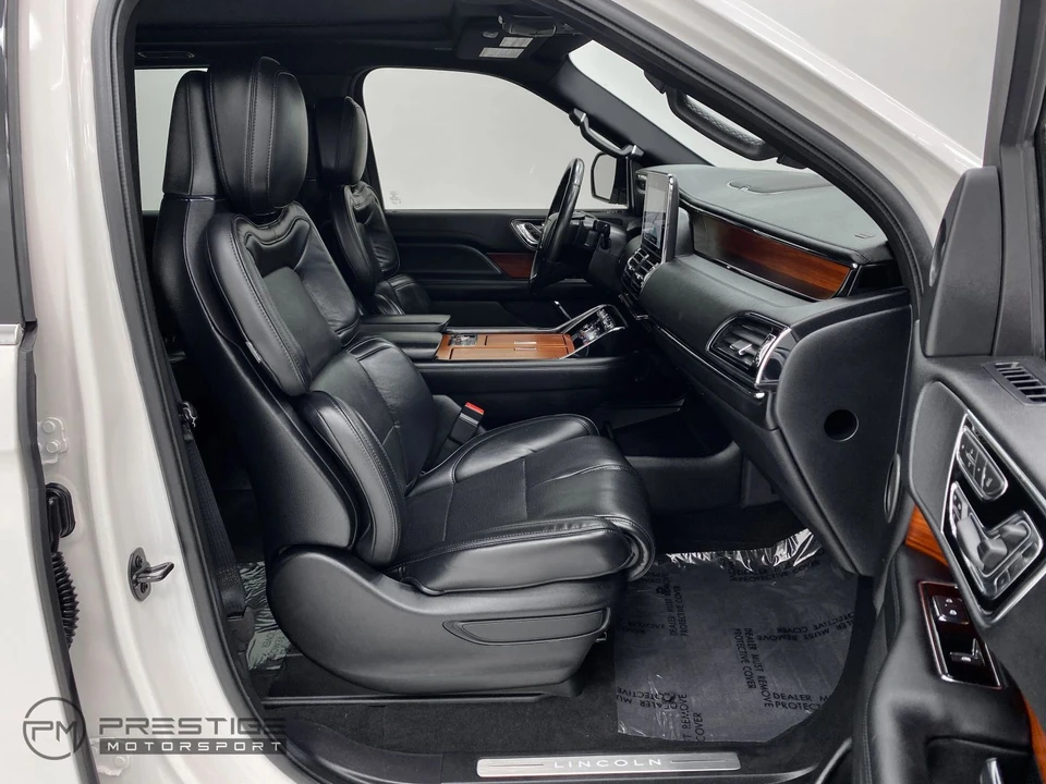 2019 Lincoln Navigator 4th Gen - Image 14 of 21