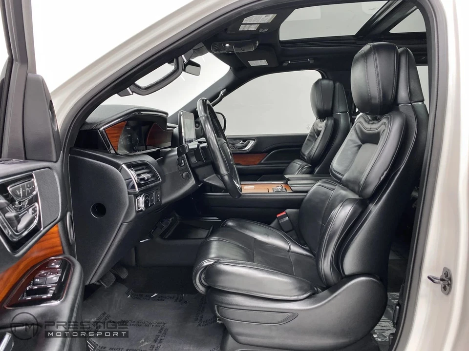 2019 Lincoln Navigator 4th Gen - Image 17 of 21