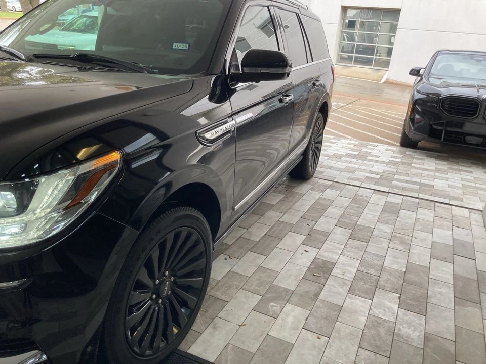 2019 Lincoln Navigator 4th Gen - Image 3 of 8