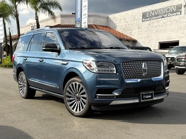 2019 Lincoln Navigator 4th Gen - Image 2 of 12
